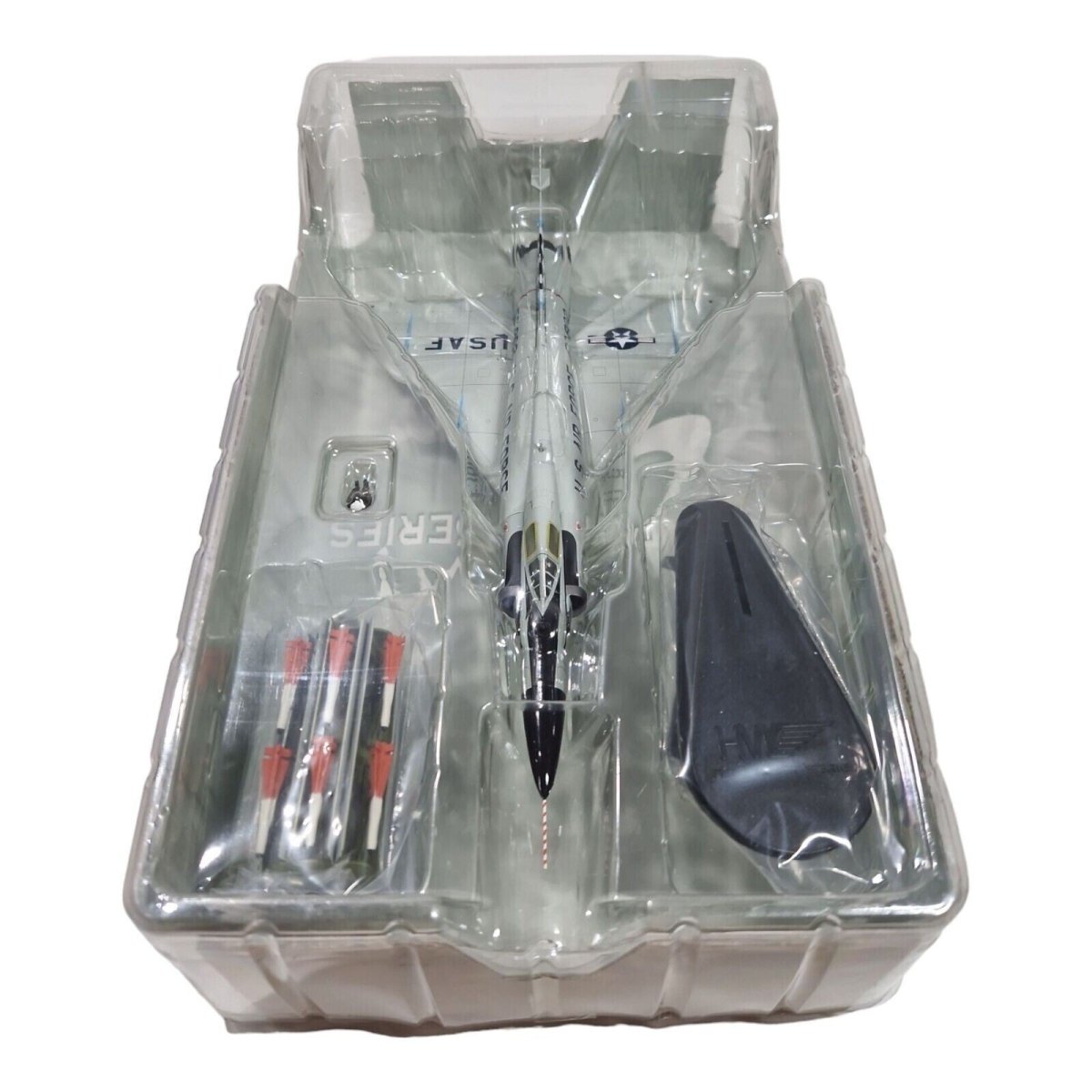 Hobby Master 1:72 Convair F - 102A Delta Dagger USAF 16th FIS, Naha AFB HA3111 - Hobby Master