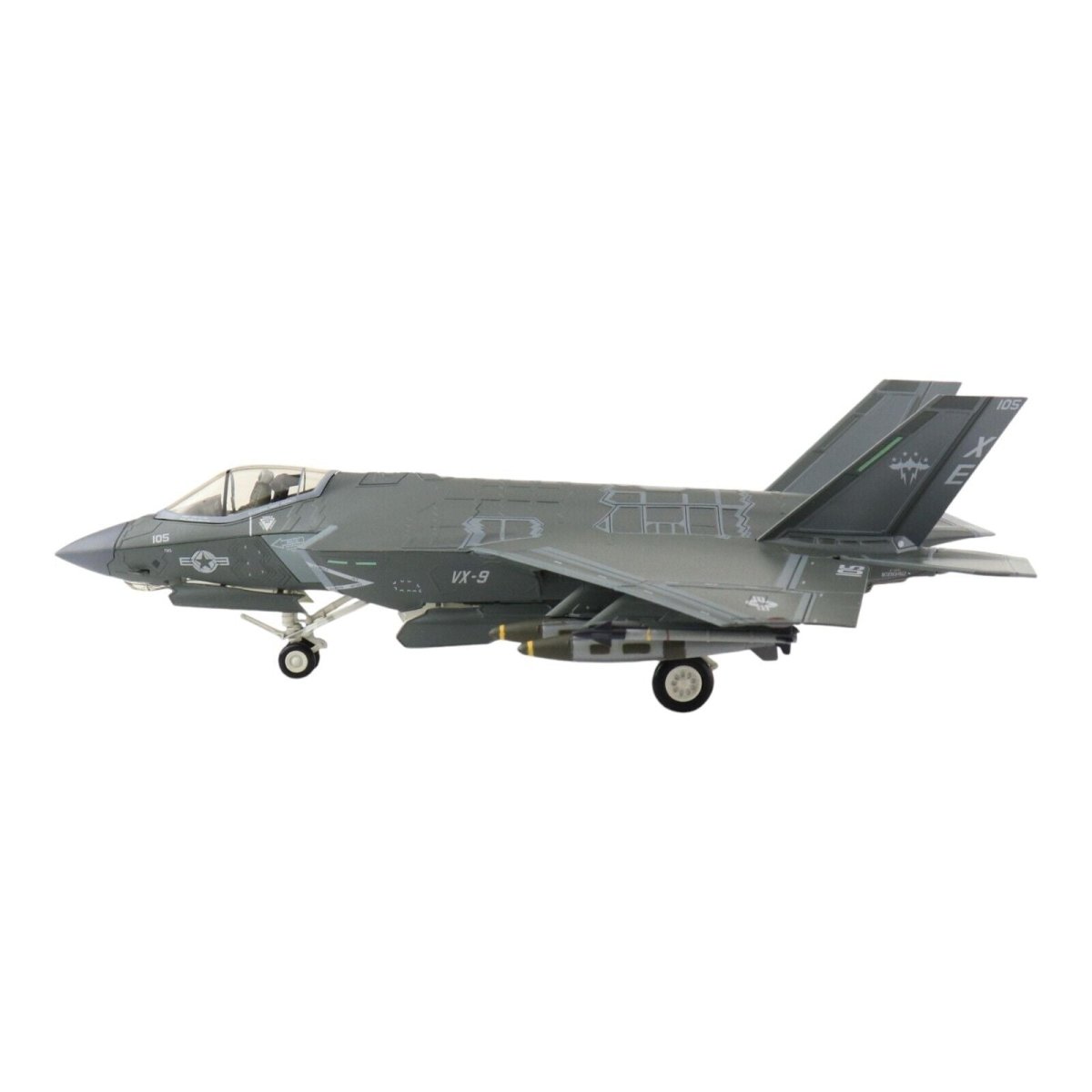 Hobby Master 1/72 F - 35C Lightning II USN VX - 9 Vampires, XE105 Edwards AFB HA6207 - Hobby Master