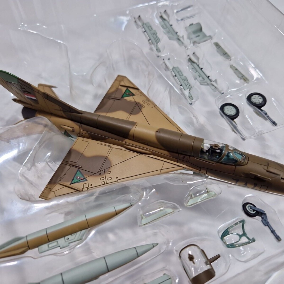 Hobby Master 1:72 MIG - 21MF Fishbed Iraqi Air Force, Iran - Iraq War, 1983 HA0105 - Hobby Master