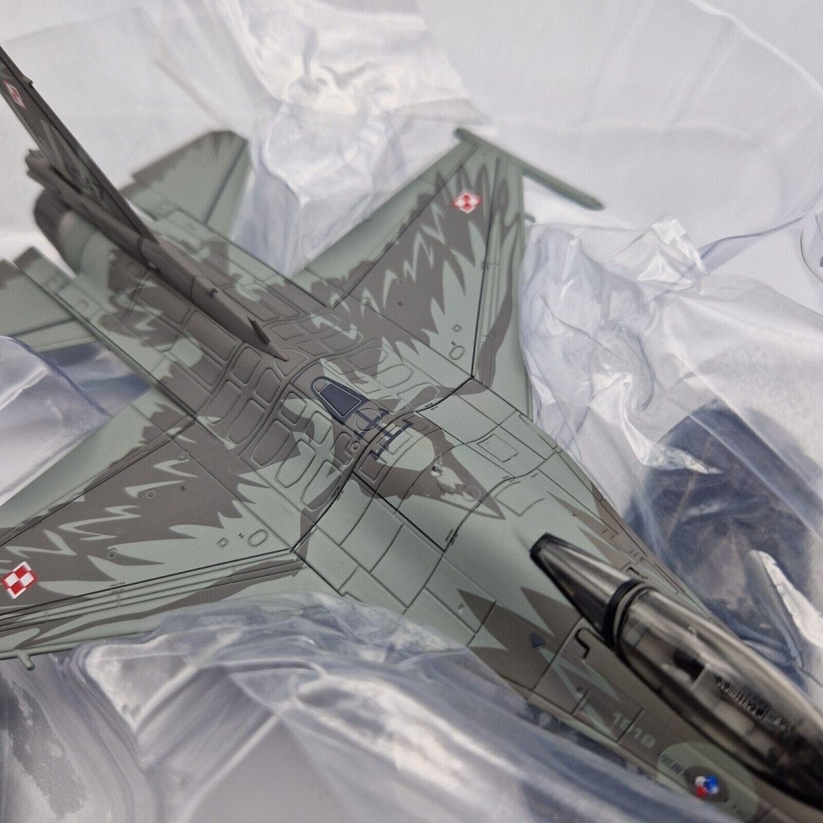 Hobby Master 1:72 Lockheed F - 16C Raven, 100TH Anniversary, Polish Air Force HA3886 - Hobby Master