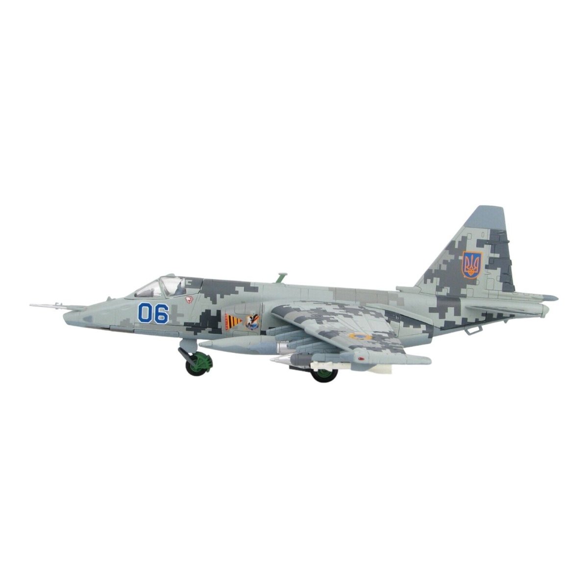 Hobby Master 1:72 Su - 25M1 Frogfoot Blue 06 Ukrainian Air Force Model HA6102 - Hobby Master