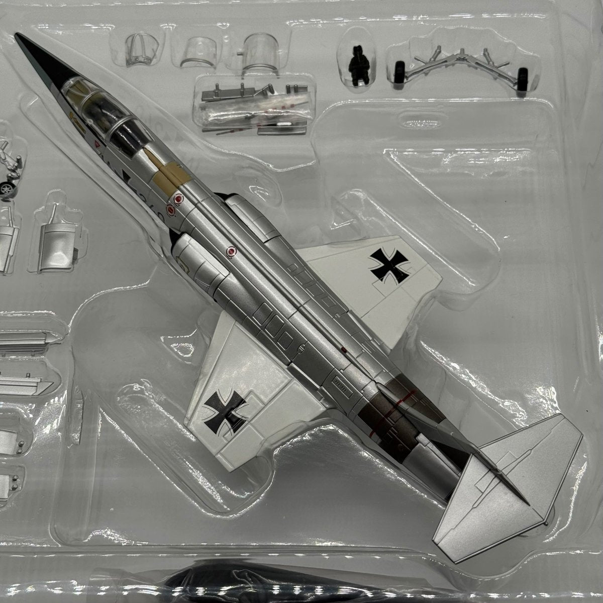 Hobby Master HA1043 1:72 Lockheed F - 104G Starfighter JA+240 JG 71 1965 - Hobby Master