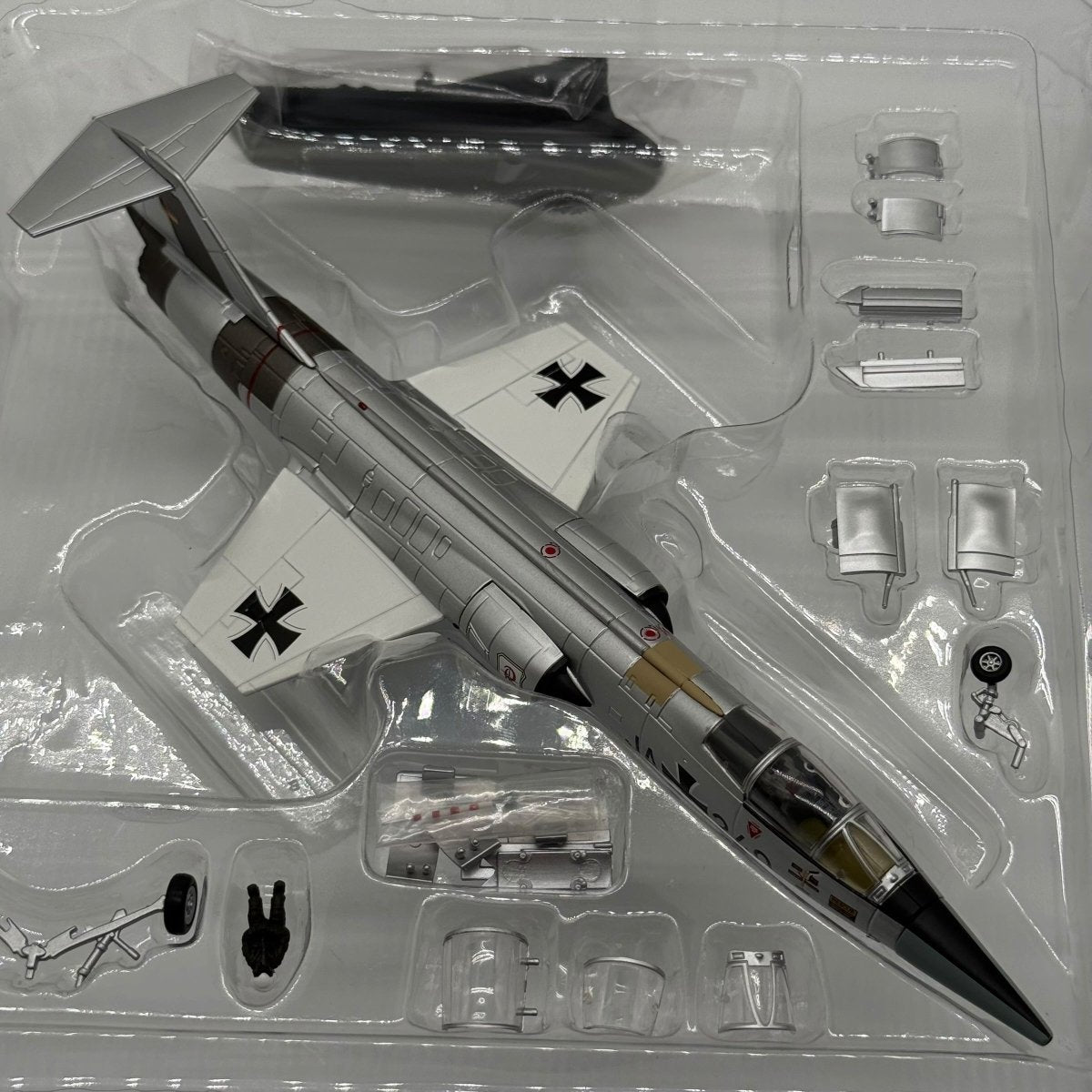 Hobby Master HA1043 1:72 Lockheed F - 104G Starfighter JA+240 JG 71 1965 - Hobby Master