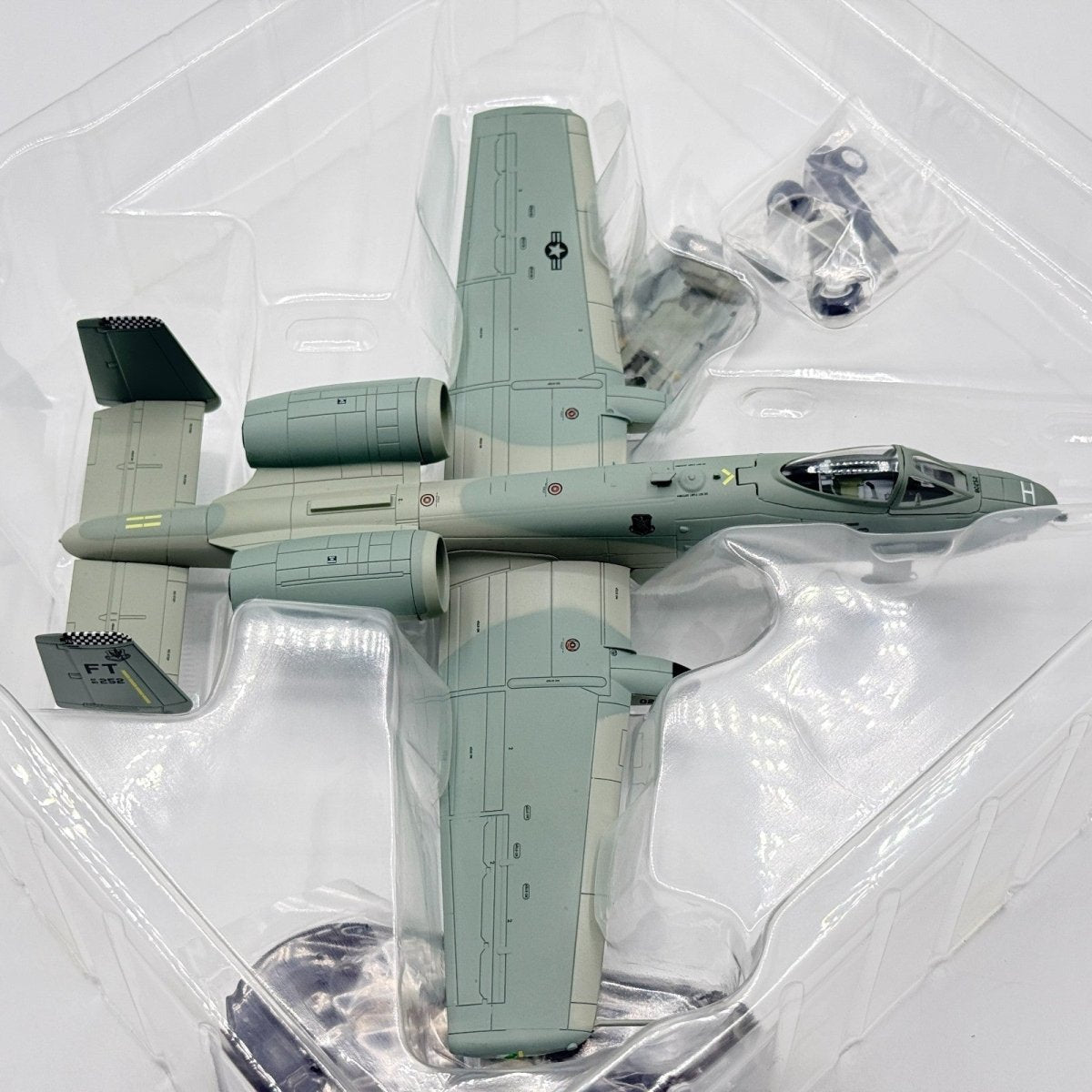 Hobby Master HA1322 1:72 A - 10C Thunderbolt II Bagram Afghanistan 2013 USAF - Hobby Master