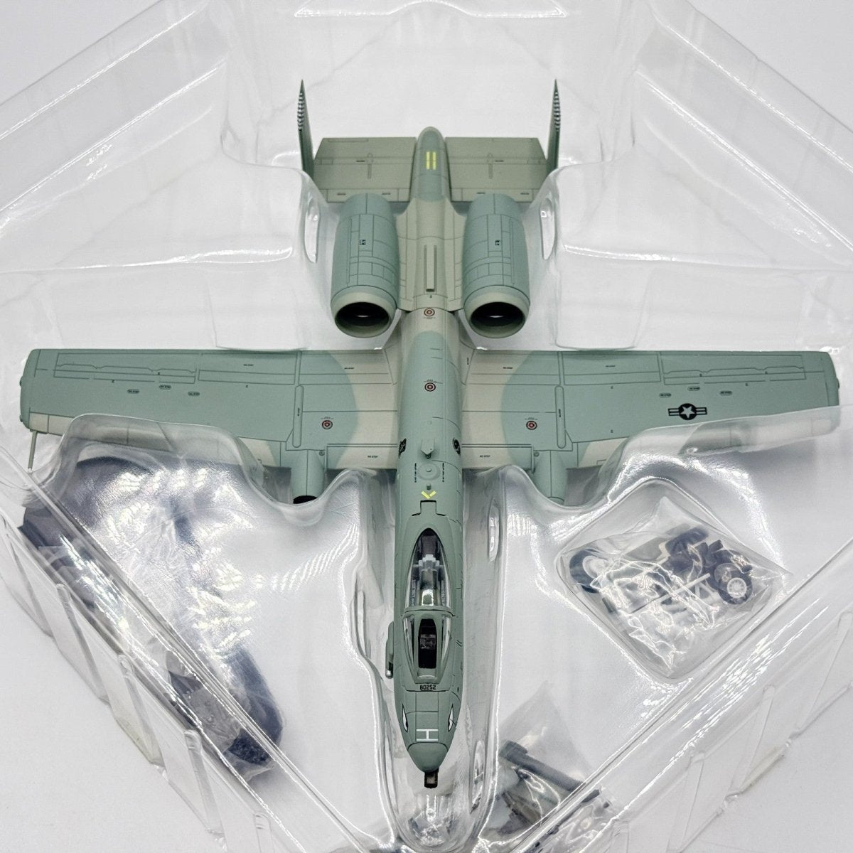 Hobby Master HA1322 1:72 A - 10C Thunderbolt II Bagram Afghanistan 2013 USAF - Hobby Master