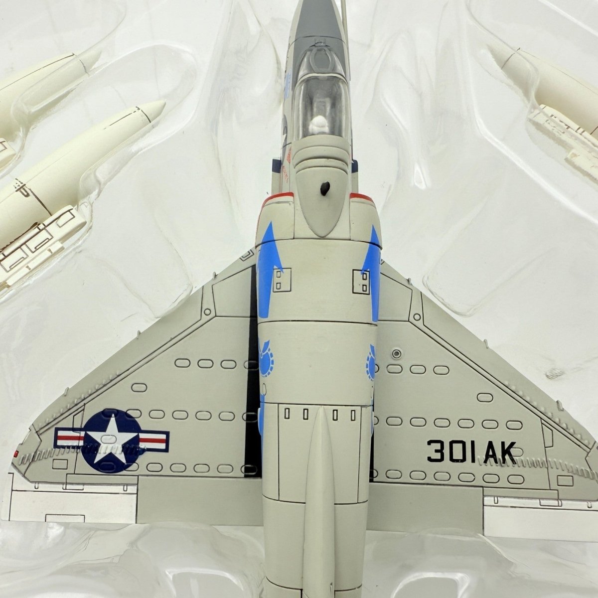 Hobby Master HA1402 1:72 A - 4B Gladiator "VA - 106" Cdr. L. W. Baldwin, 1960s - Hobby Master
