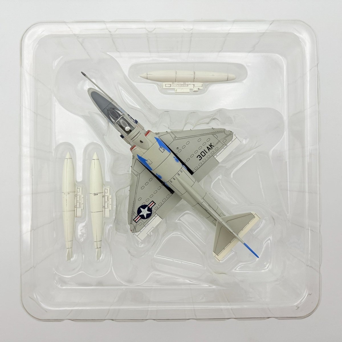 Hobby Master HA1402 1:72 A - 4B Gladiator "VA - 106" Cdr. L. W. Baldwin, 1960s - Hobby Master