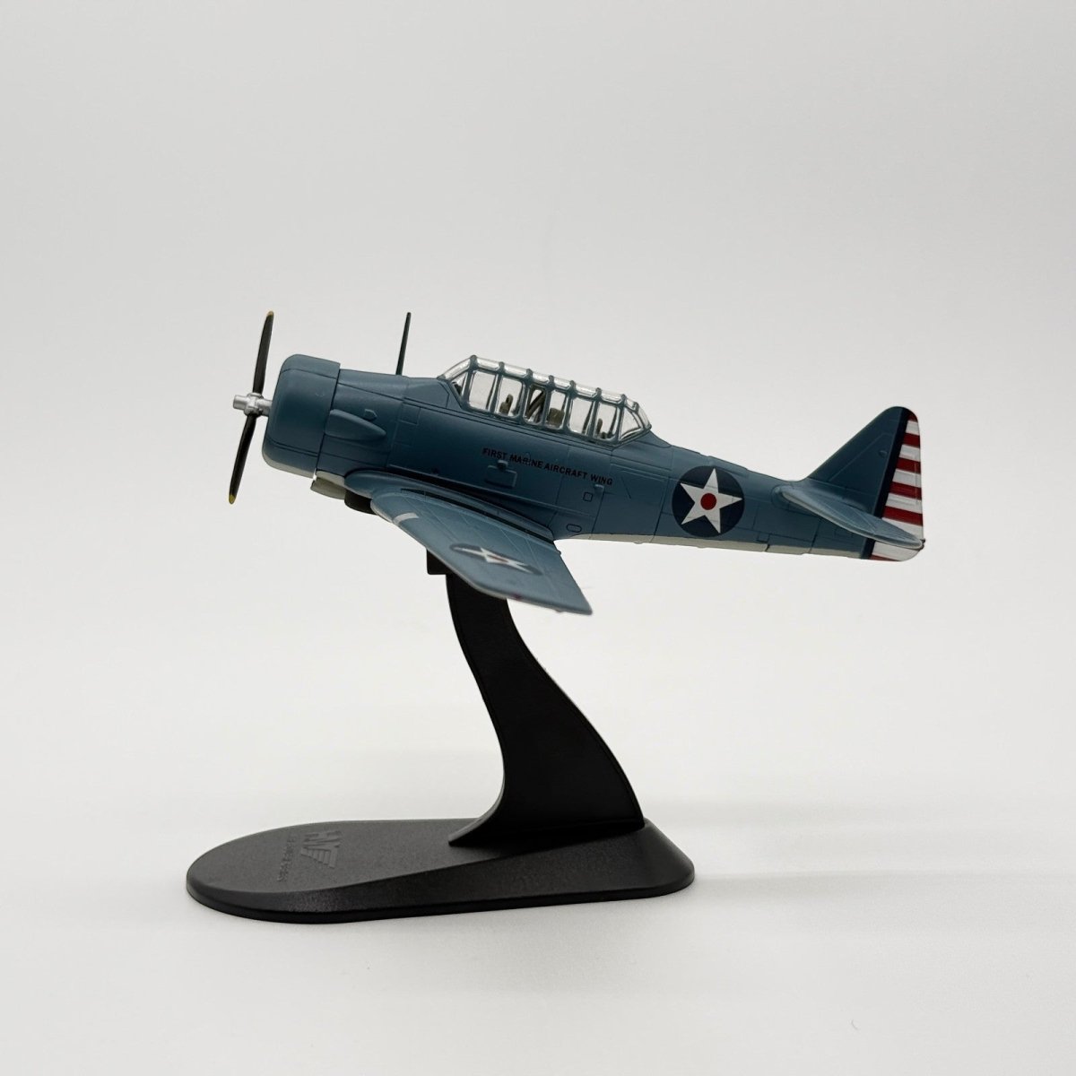 Hobby Master HA1512 1:72 North American SNJ-3 USMC 1st MAW Quantico 1942 - Hobby Master
