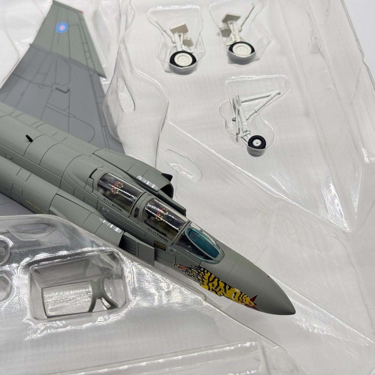 Hobby Master HA1920 1:72 F - 4J Phantom II Tiger Meet - Hobby Master