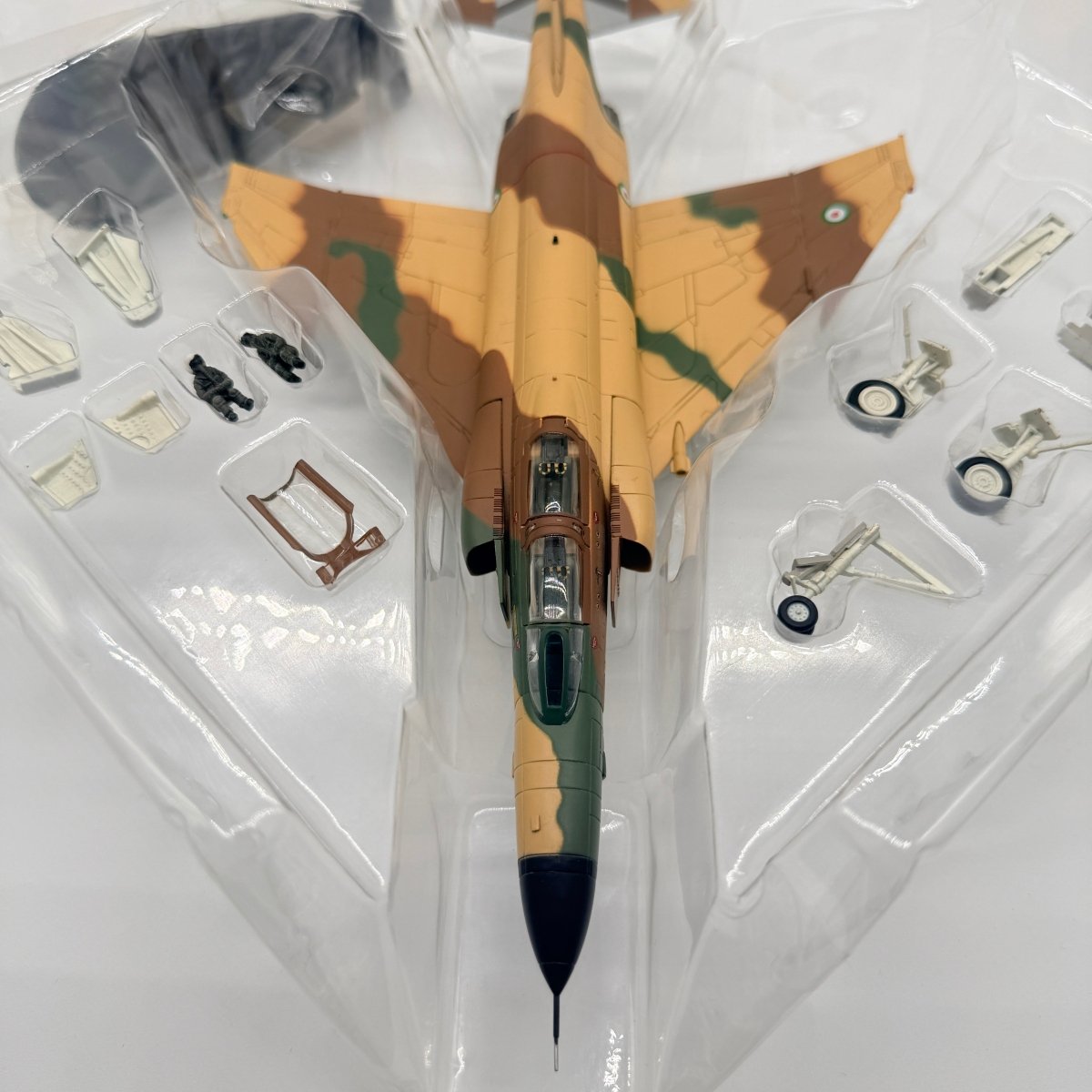 Hobby Master HA1925 1:72 F - 4E Phantom II 3 - 6684 32nd TFW IRIAF 1986 - Hobby Master