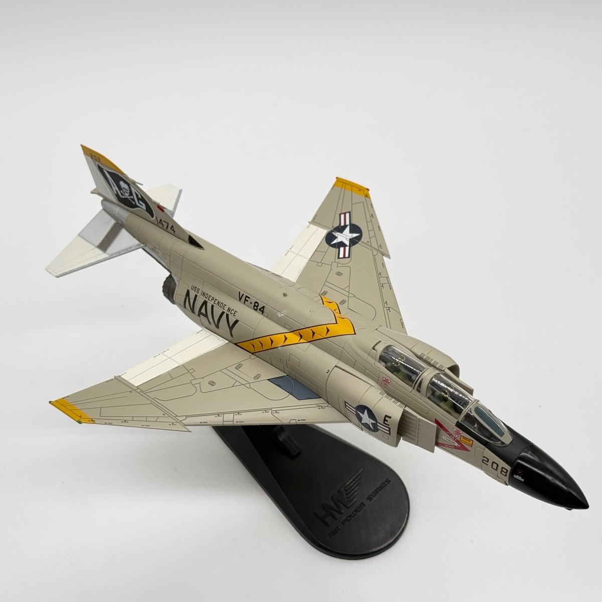 Hobby Master HA1968 1:72 McDonnell Douglas F-4B Phantom II US Navy VF-84 Jolly Rogers AG206 USS Independence Gulf of Tonkin 1965 - Hobby Master
