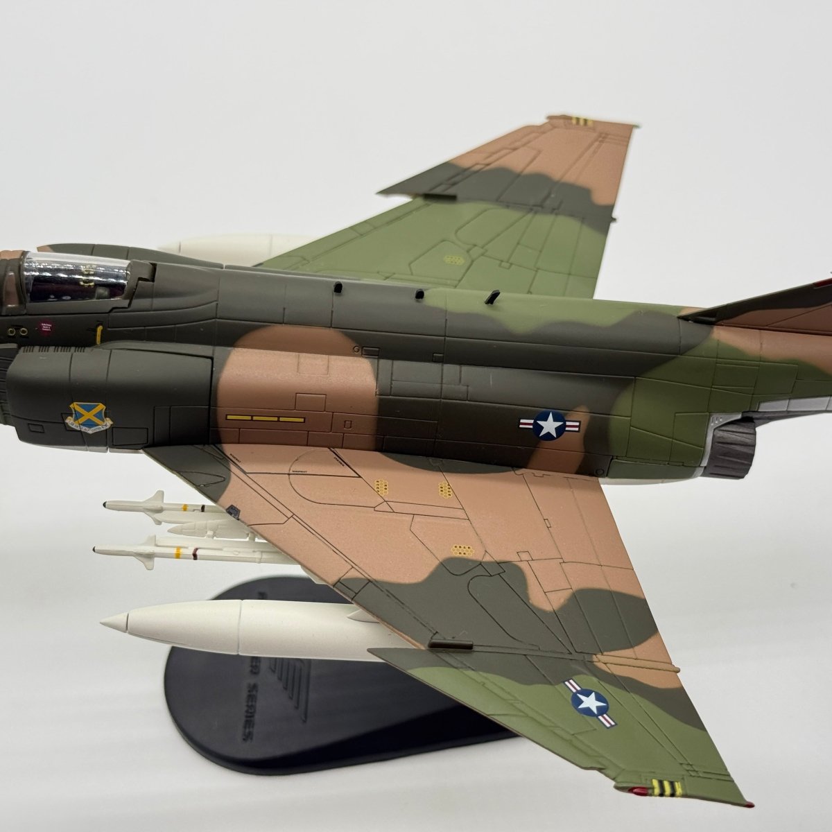 Hobby Master HA1981 1:72 McDonnell Douglas F-4G Wild Weasel USAF 37th TFW 563rd TFS 69-7582 George AFB 1980s - Hobby Master