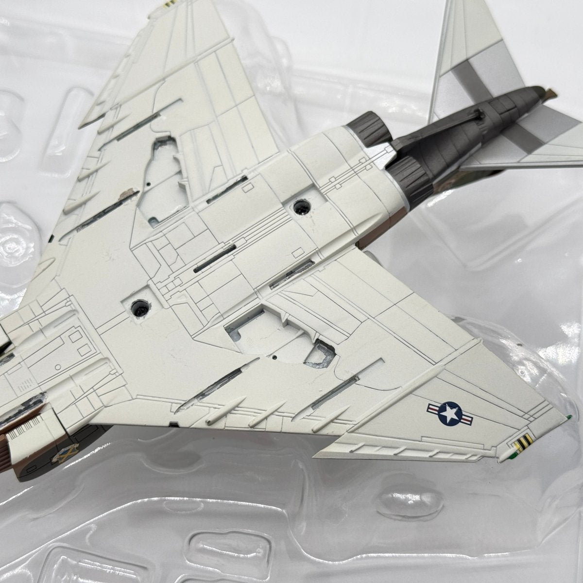 Hobby Master HA1981 1:72 McDonnell Douglas F-4G Wild Weasel USAF 37th TFW 563rd TFS 69-7582 George AFB 1980s - Hobby Master