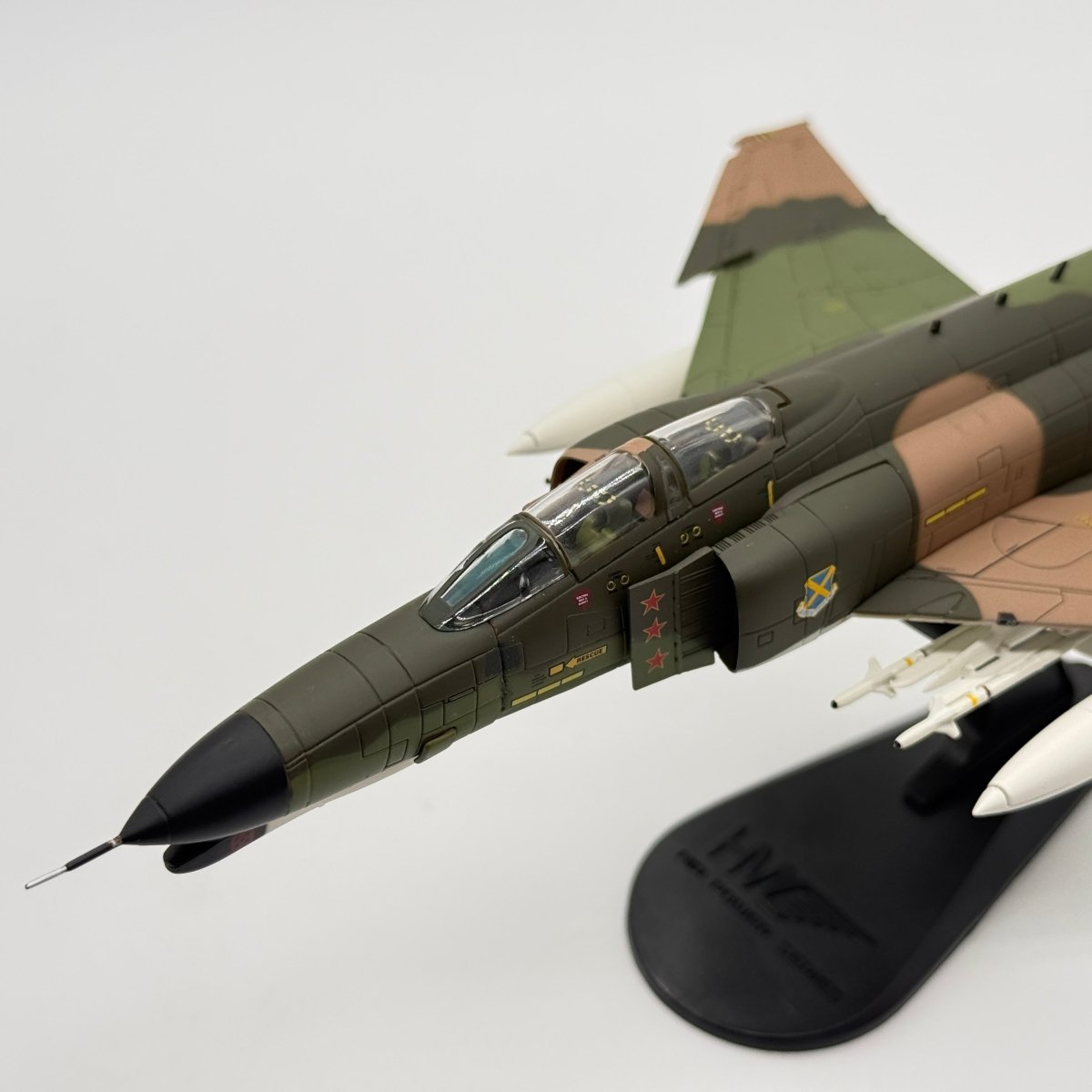 Hobby Master HA1981 1:72 McDonnell Douglas F-4G Wild Weasel USAF 37th TFW 563rd TFS 69-7582 George AFB 1980s - Hobby Master