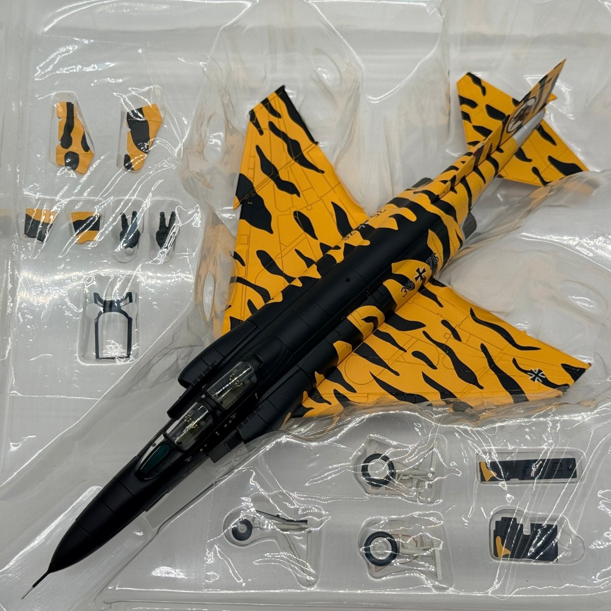 Hobby Master HA1984 1:72 RF - 4E Phantom II AG 52 35+76 NATO Tiger Meet 1985 - Hobby Master