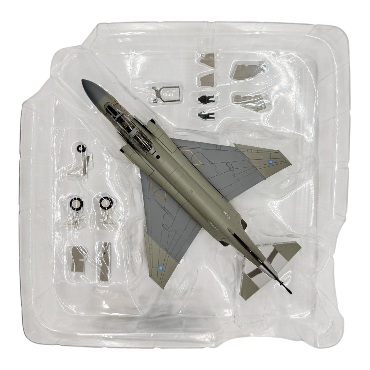 Hobby Master HA1985 1:72 F - 4J Phantom ZE353 74 Sqn RAF Wattisham 1990 - Hobby Master