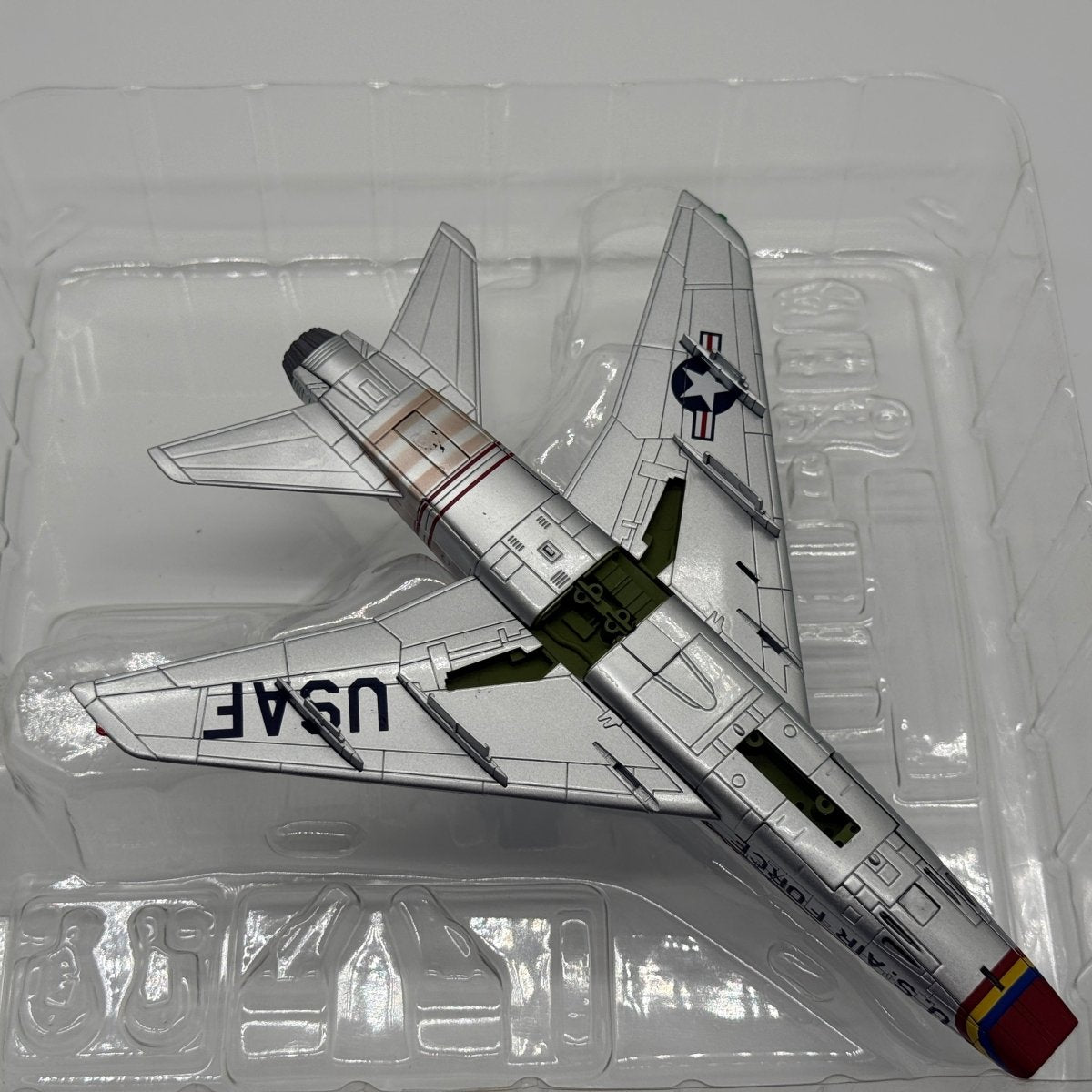 Hobby Master HA2103 1:72 F - 100D Super Sabre Triple Zilch 20 TFW 1957 - Hobby Master
