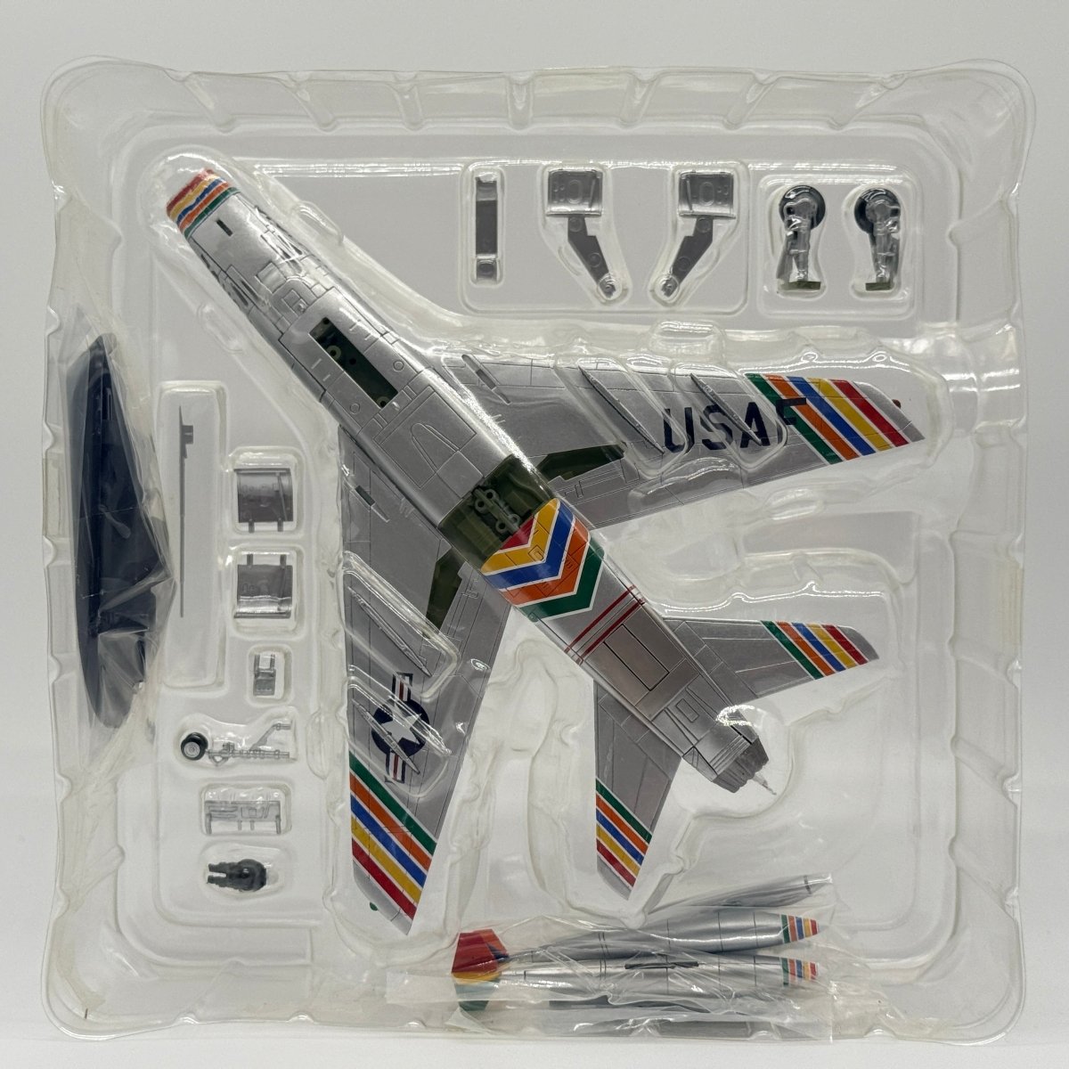 Hobby Master HA2105 1:72 F - 100C Super Sabre 54 - 2076 George Laven Jr - Hobby Master