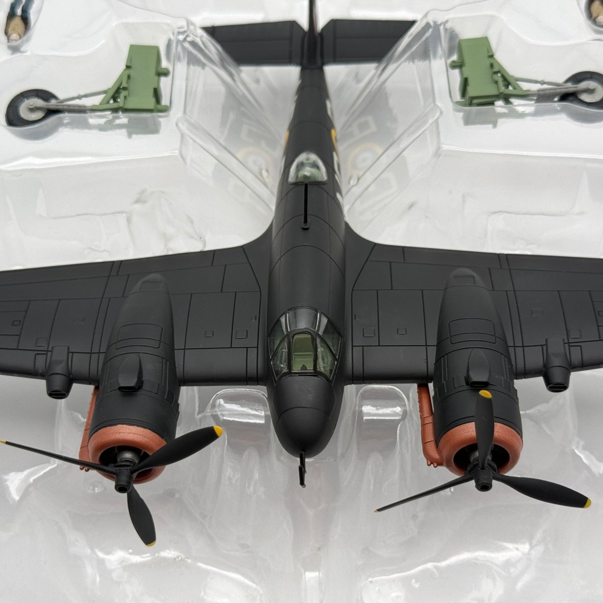 Hobby Master HA2302 1:72 Beaufighter Mk IF R2101 NG-R John Cunningham 1940 - Hobby Master