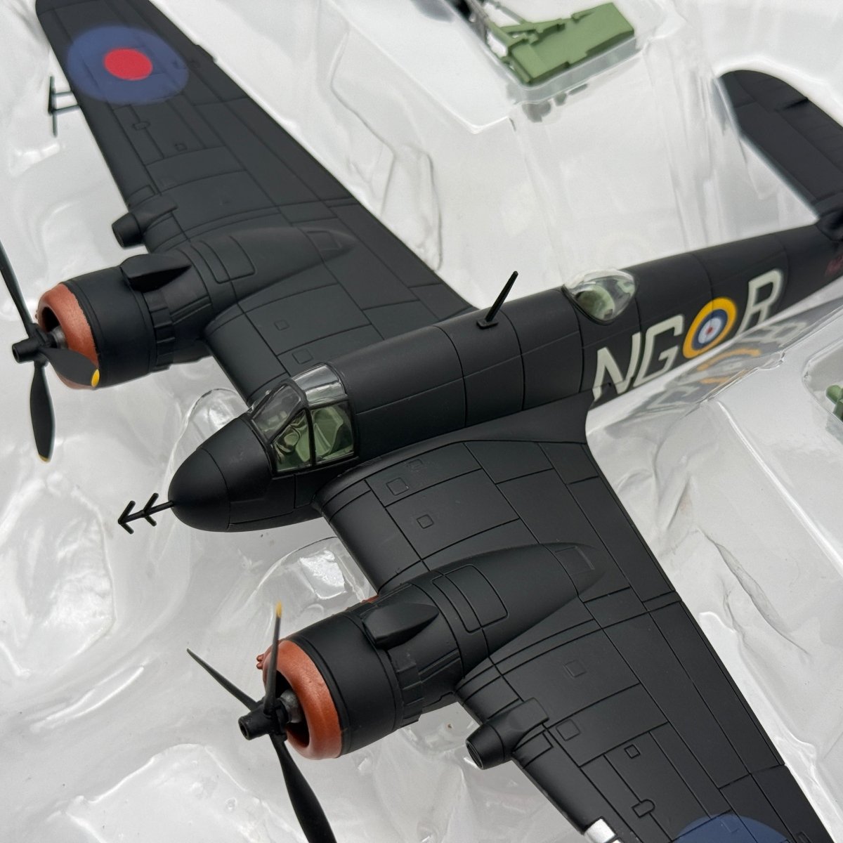 Hobby Master HA2302 1:72 Beaufighter Mk IF R2101 NG-R John Cunningham 1940 - Hobby Master