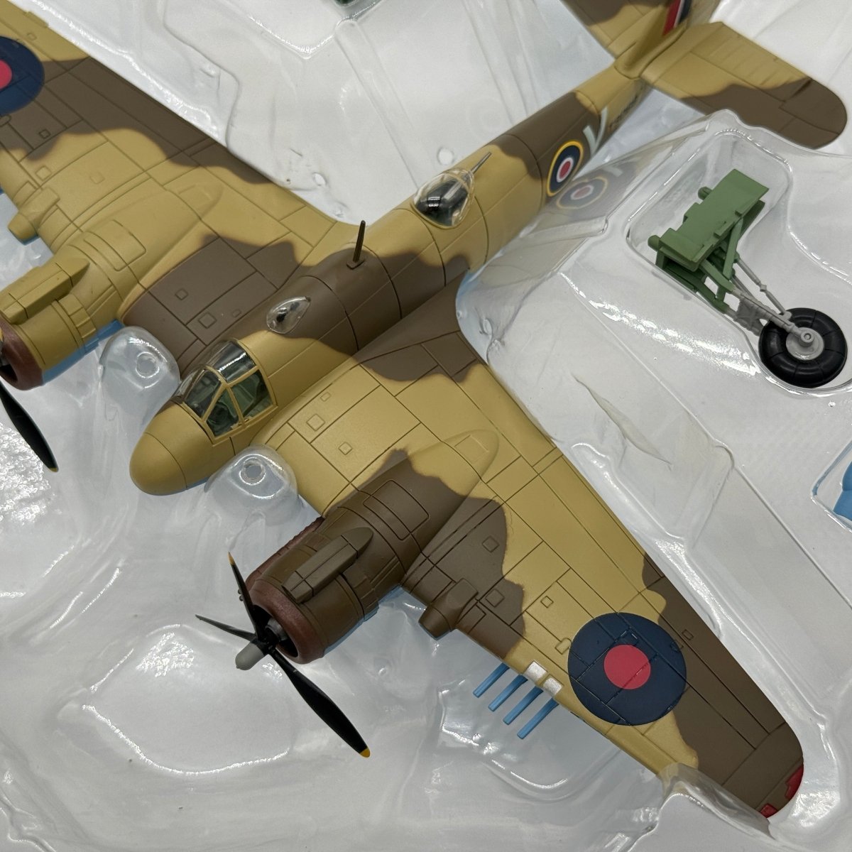 Hobby Master HA2308 1:72 Bristol Beaufighter Mk VI RAF No.272 Sqn Takali Malta 1942 - Hobby Master