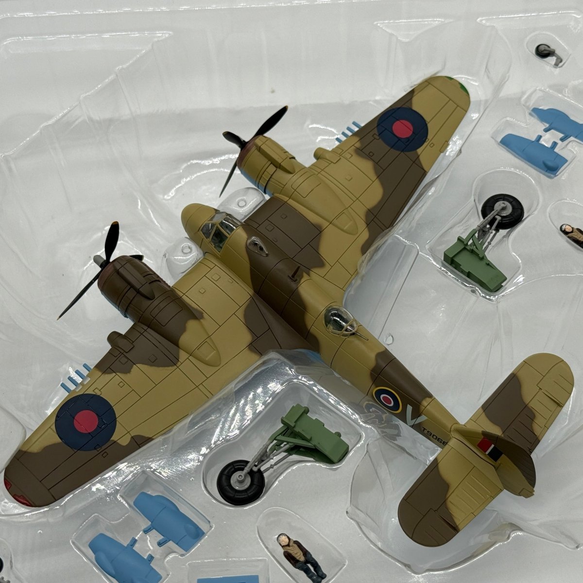 Hobby Master HA2308 1:72 Bristol Beaufighter Mk VI RAF No.272 Sqn Takali Malta 1942 - Hobby Master