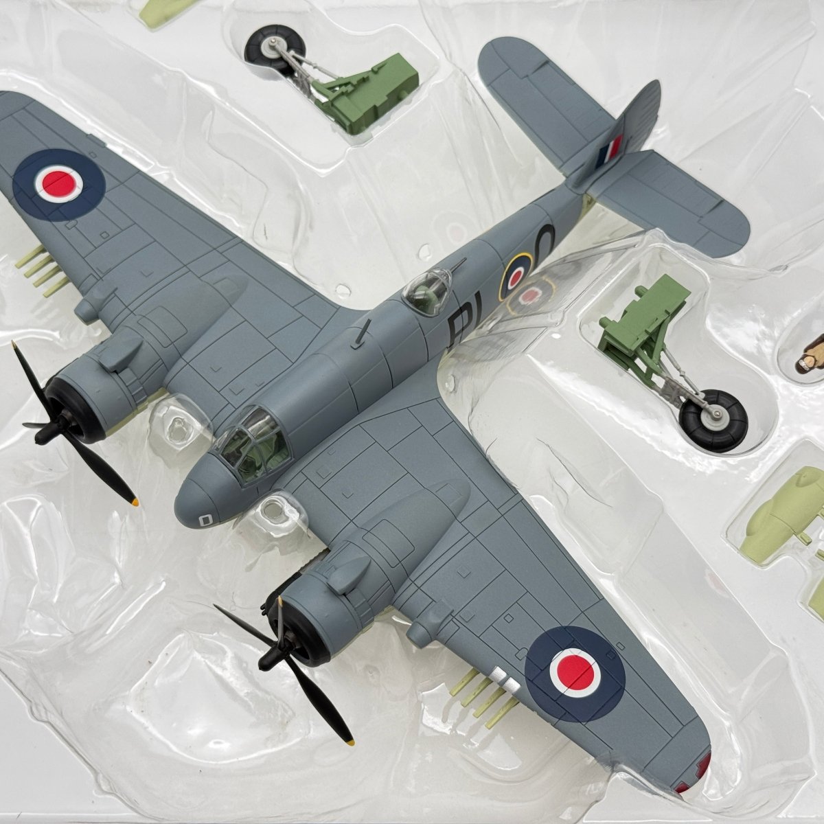 Hobby Master HA2316 1:72 Beaufighter TF.X NE831 PL-O 144 Sqn Banff 1945 - Hobby Master