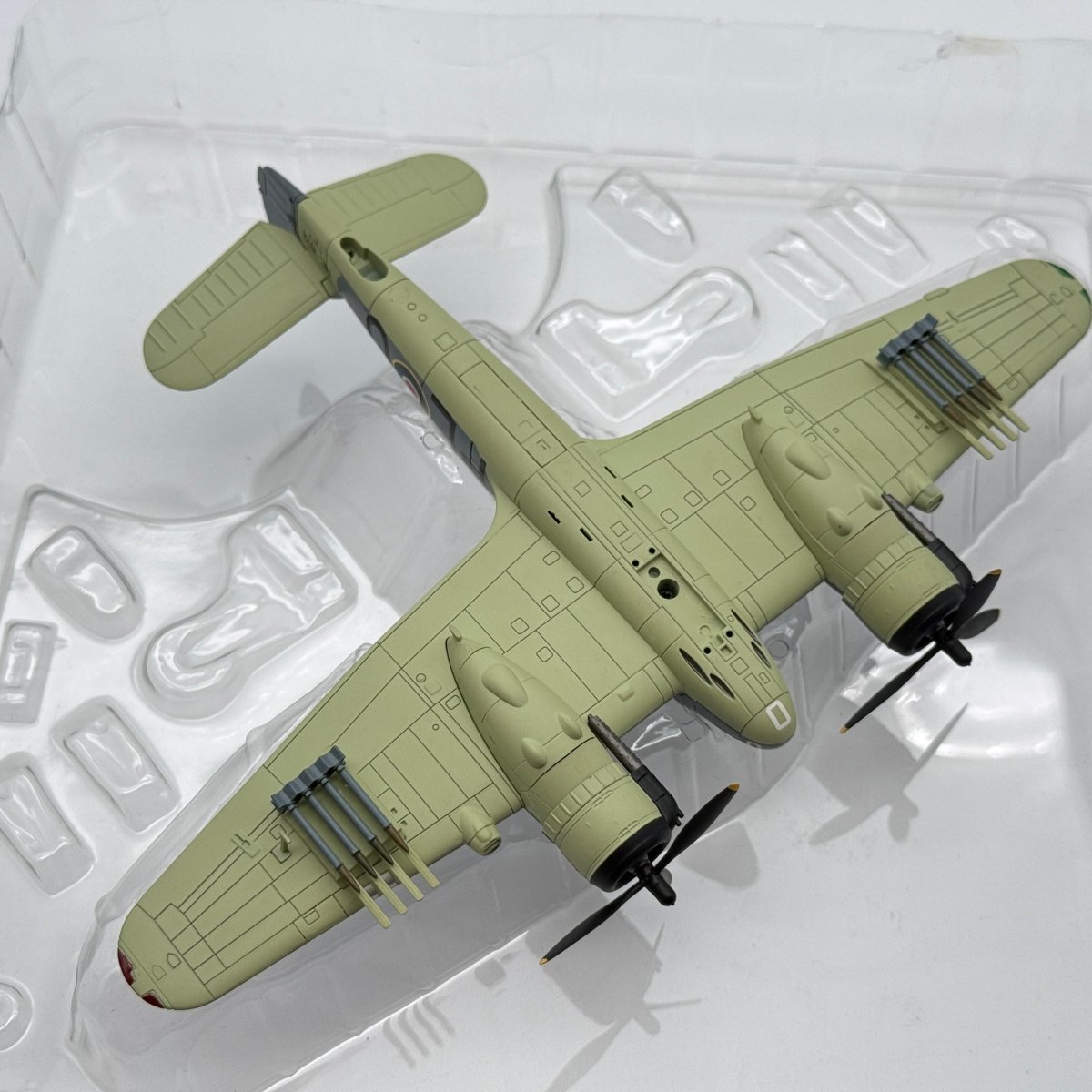Hobby Master HA2316 1:72 Beaufighter TF.X NE831 PL-O 144 Sqn Banff 1945 - Hobby Master