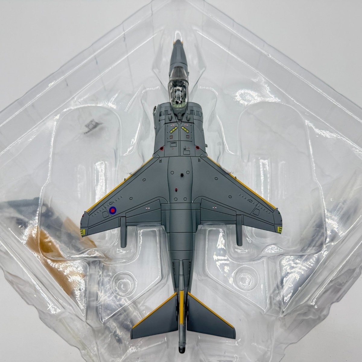 Hobby Master HA2623 1:72 Harrier GR7A ZD404 Lucy Operation Herrick Kandahar 2006 - Hobby Master