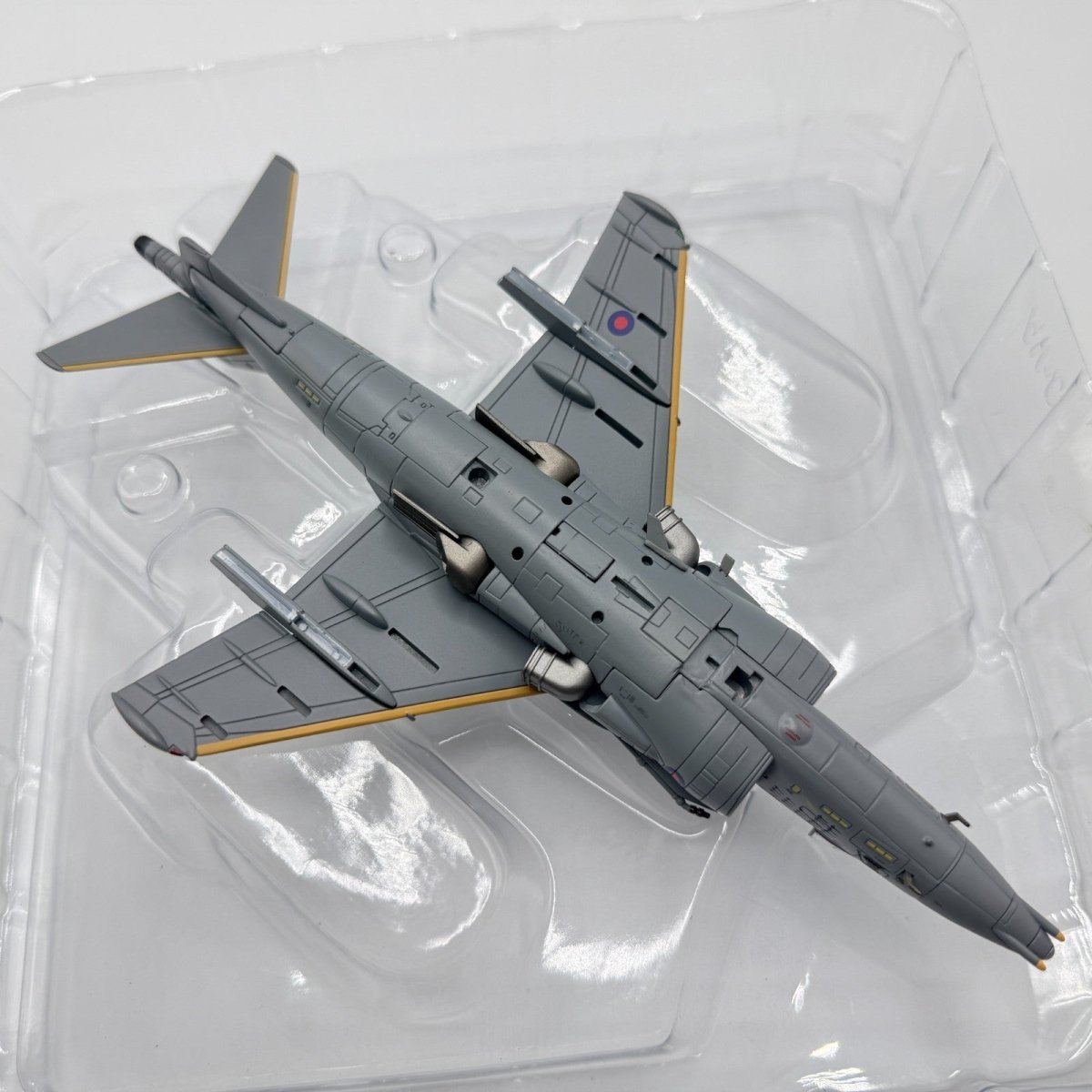 Hobby Master HA2623 1:72 Harrier GR7A ZD404 Lucy Operation Herrick Kandahar 2006 - Hobby Master