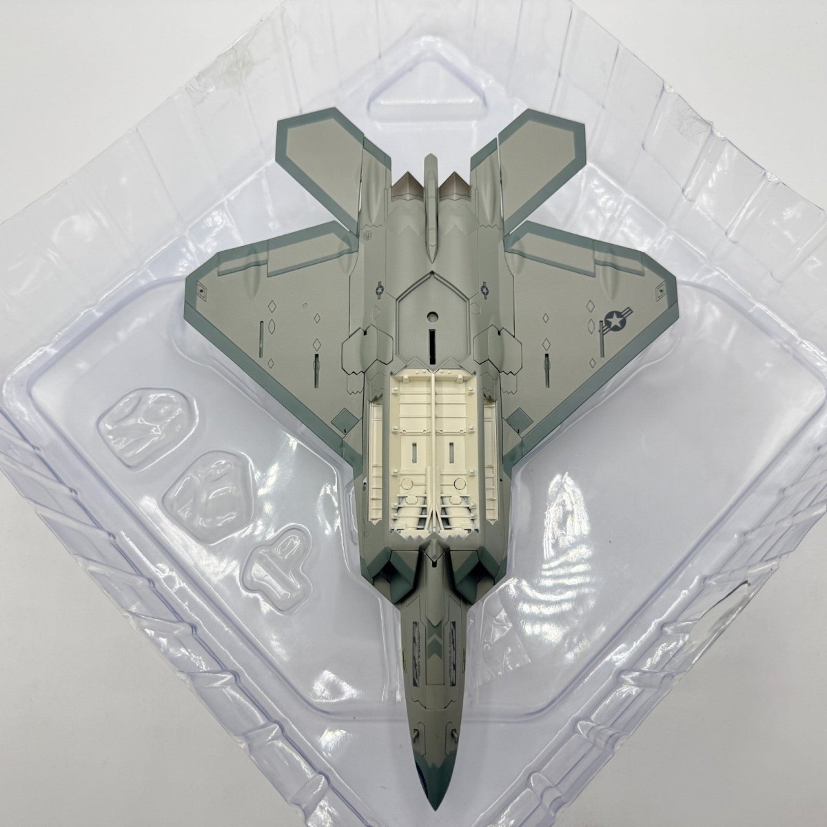 Hobby Master HA2811B 1:72 F - 22A Raptor 91 - 001 Spirit of America USAF Edwards AFB - Hobby Master