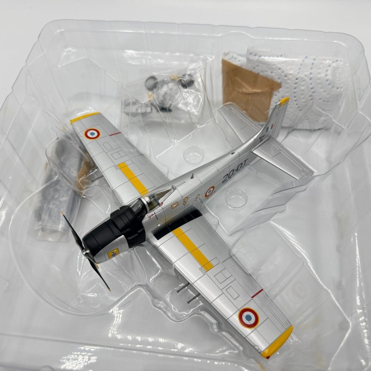 Hobby Master HA2916 1:72 Douglas AD - 4 Skyraider EC 2/20 Ouarsenis Algeria 1960s - Hobby Master