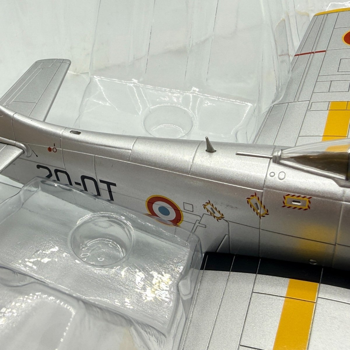 Hobby Master HA2916 1:72 Douglas AD - 4 Skyraider EC 2/20 Ouarsenis Algeria 1960s - Hobby Master