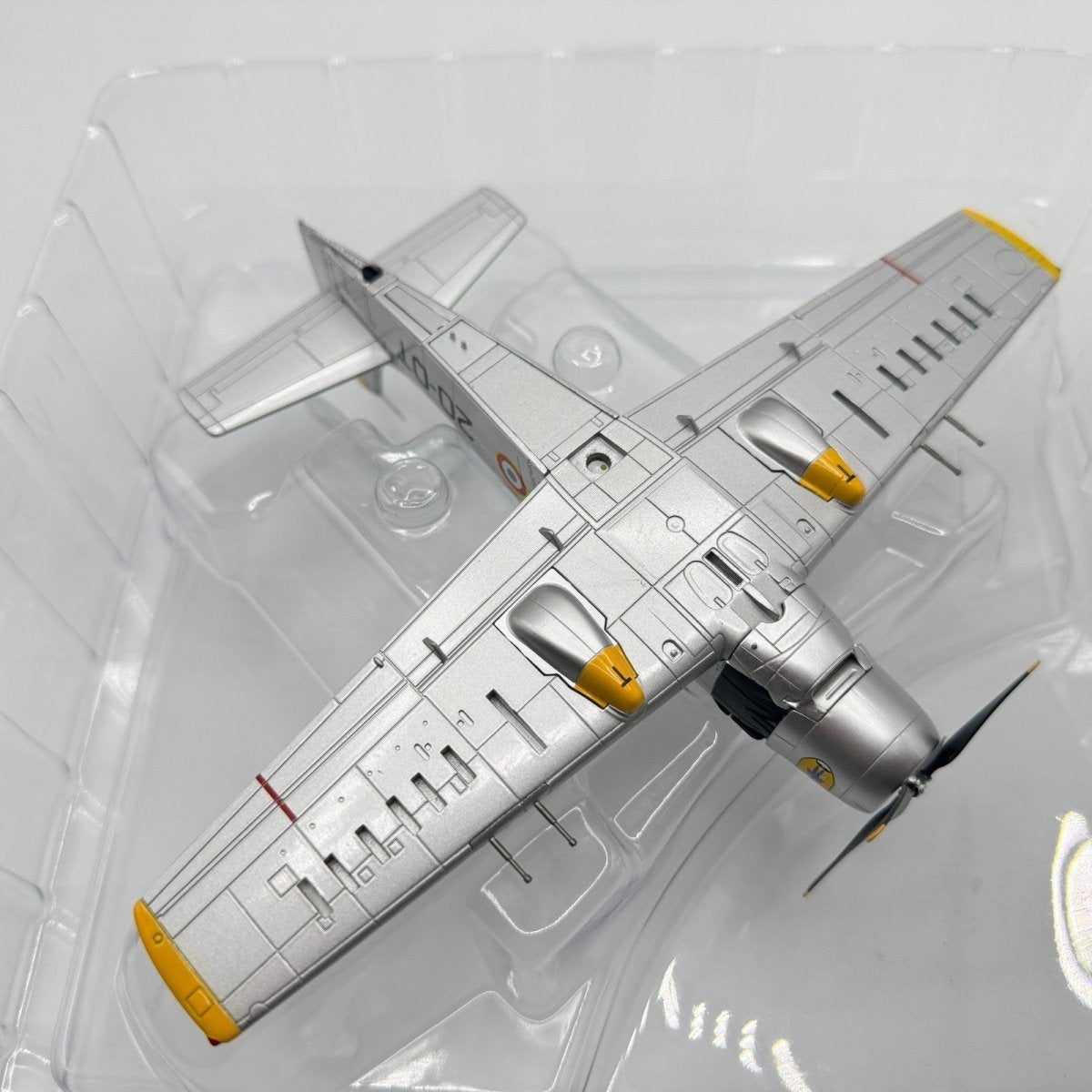 Hobby Master HA2916 1:72 Douglas AD - 4 Skyraider EC 2/20 Ouarsenis Algeria 1960s - Hobby Master