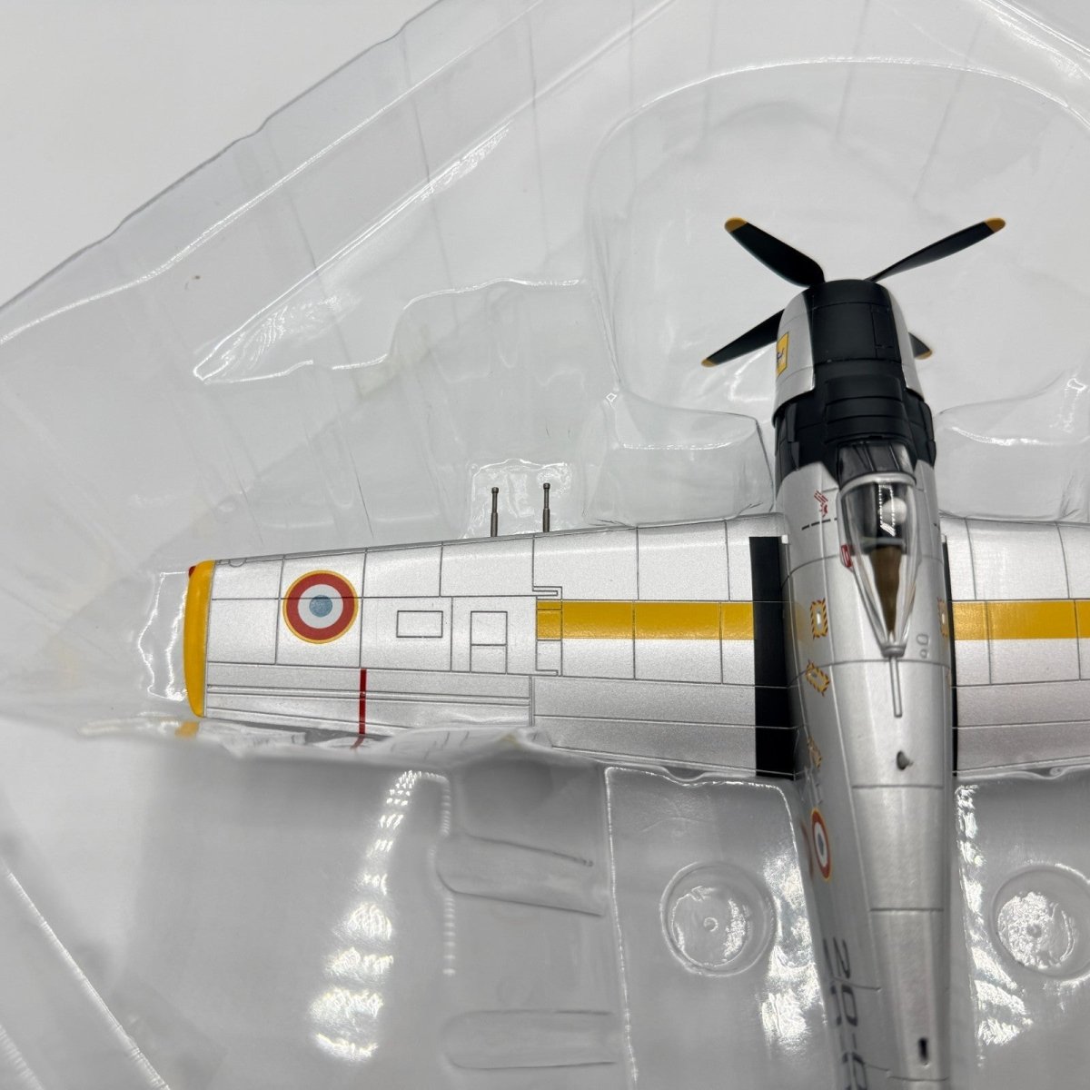 Hobby Master HA2916 1:72 Douglas AD - 4 Skyraider EC 2/20 Ouarsenis Algeria 1960s - Hobby Master