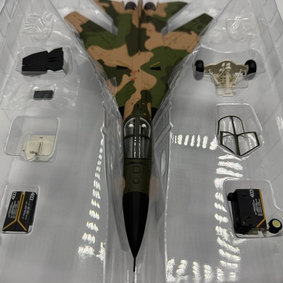Hobby Master HA3019 1:72 F - 111F Aardvark USAF 493rd TFS RAF Lakenheath - Hobby Master