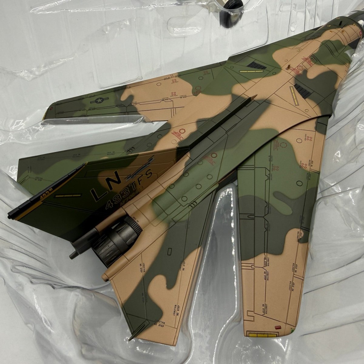 Hobby Master HA3019 1:72 F - 111F Aardvark USAF 493rd TFS RAF Lakenheath - Hobby Master