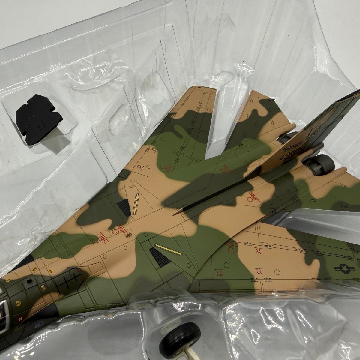 Hobby Master HA3019 1:72 F - 111F Aardvark USAF 493rd TFS RAF Lakenheath - Hobby Master