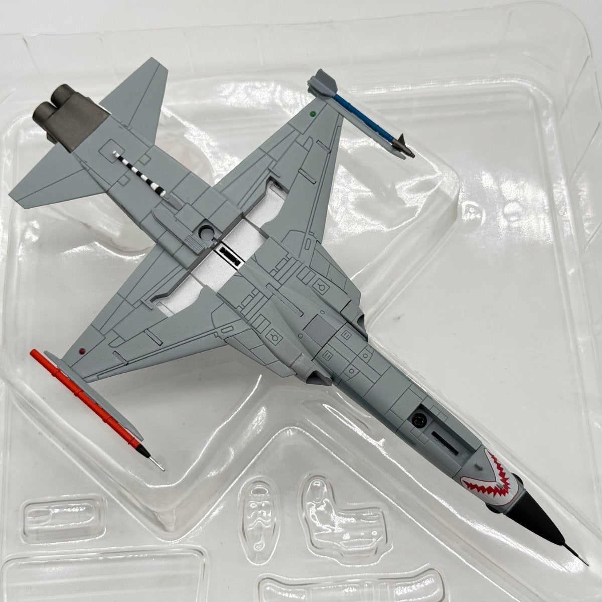 Hobby Master HA3301 1:72 Northrop F-5N Tiger II US Navy VFC-111 Sundowners NAS Key West - Hobby Master