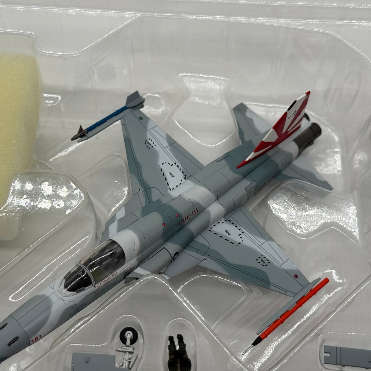 Hobby Master HA3301 1:72 Northrop F-5N Tiger II US Navy VFC-111 Sundowners NAS Key West - Hobby Master