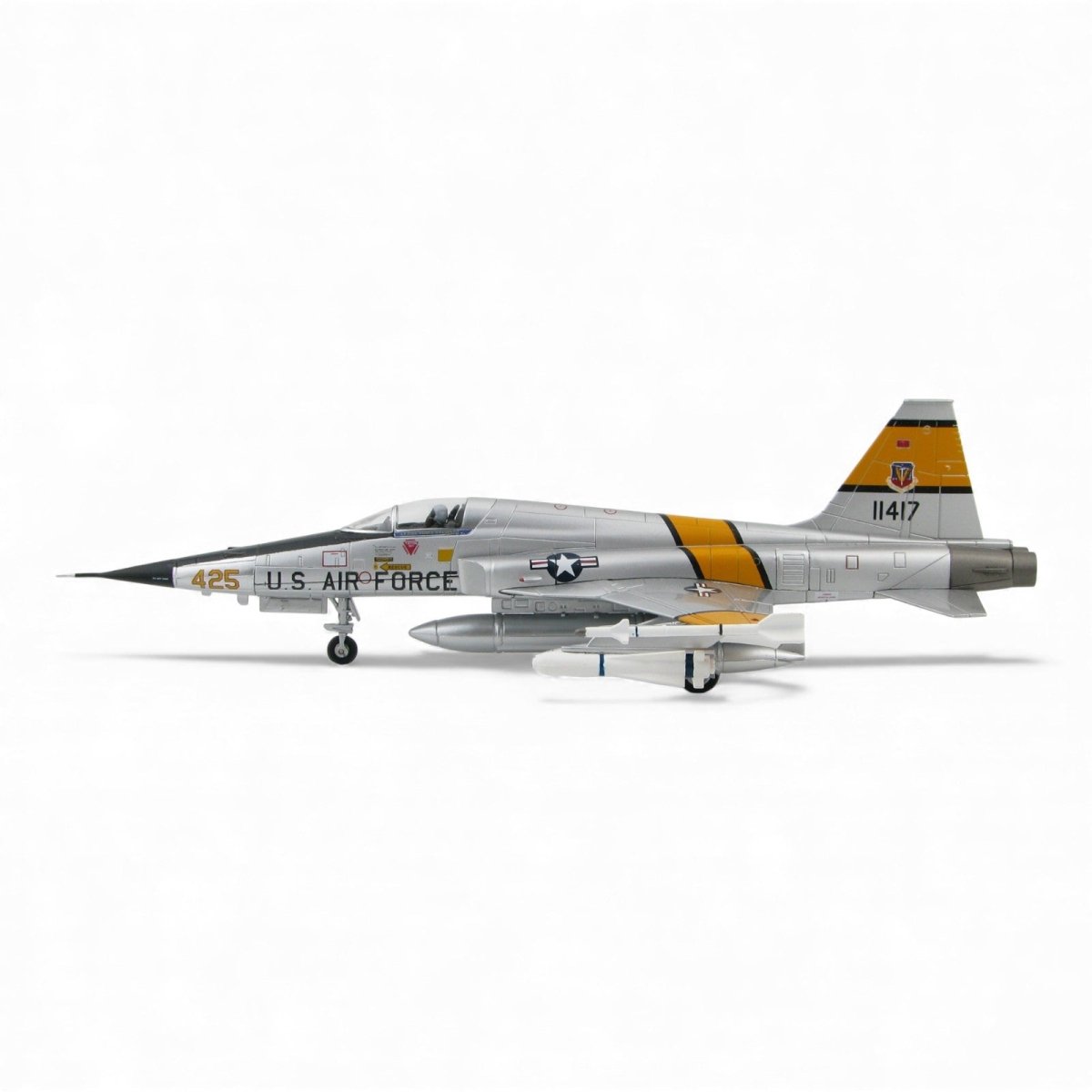 Hobby Master HA3320 1:72 F - 5E Tiger II, 71 - 1417, 58th TFW, Luke AFB Arizona - Hobby Master