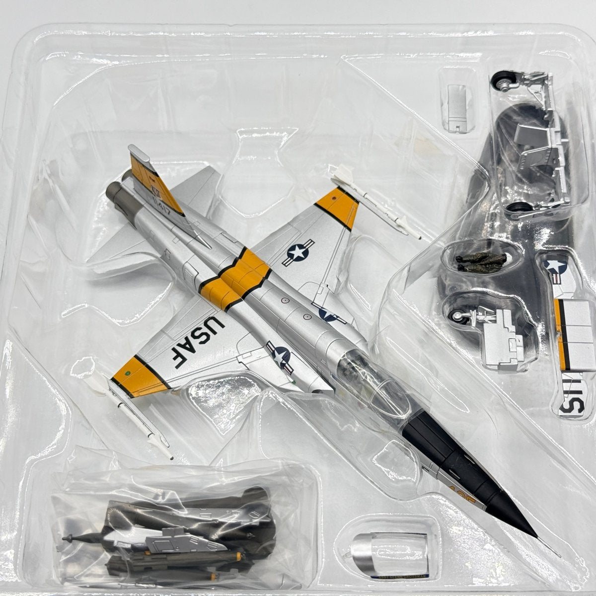 Hobby Master HA3320 1:72 F - 5E Tiger II, 71 - 1417, 58th TFW, Luke AFB Arizona - Hobby Master