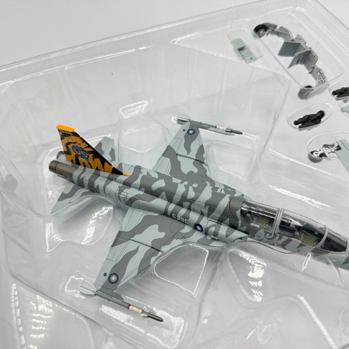 Hobby Master HA3334 1:72 Northrop F - 5F Tiger II 830121 7th FTW ROCAF 2018 - Hobby Master