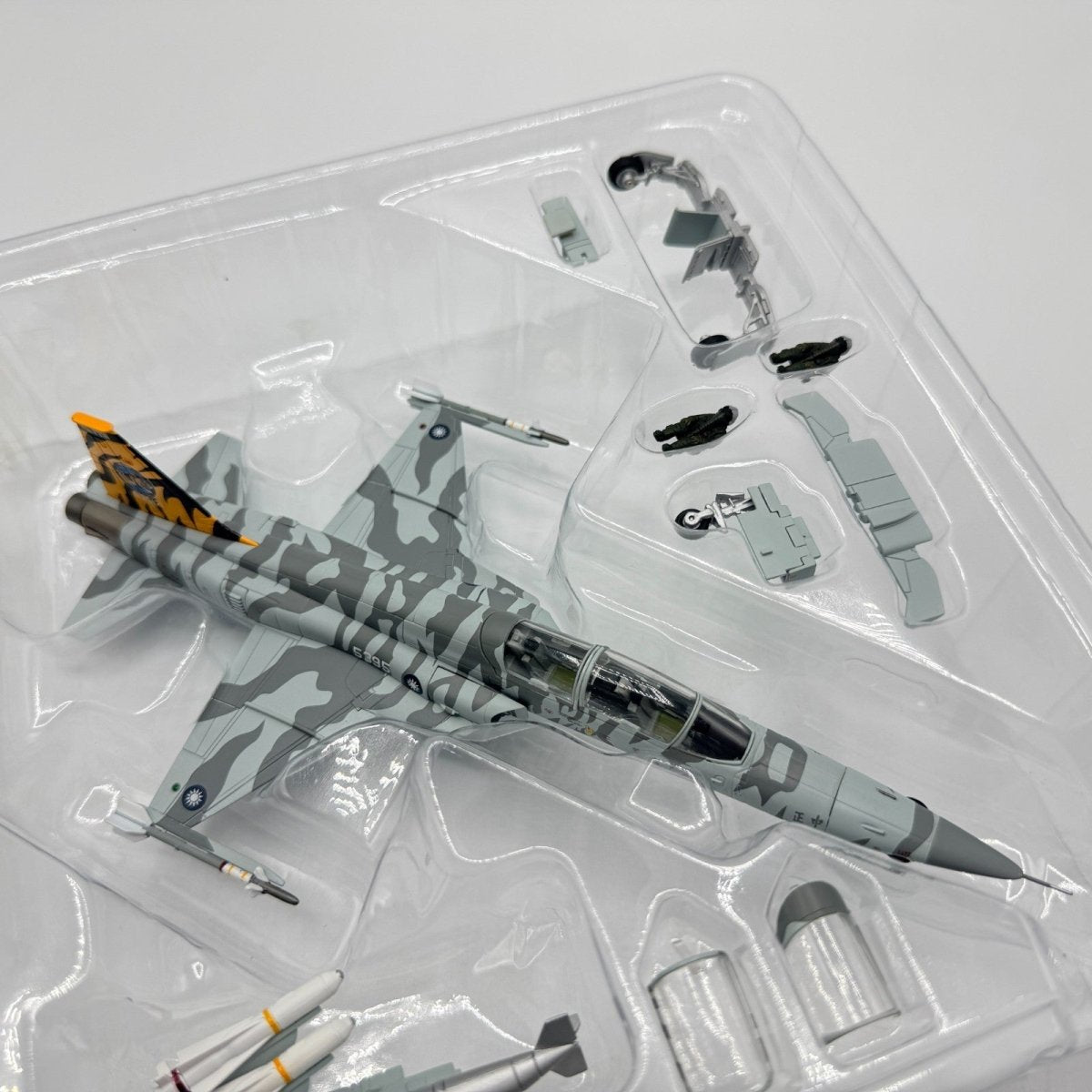 Hobby Master HA3334 1:72 Northrop F - 5F Tiger II 830121 7th FTW ROCAF 2018 - Hobby Master
