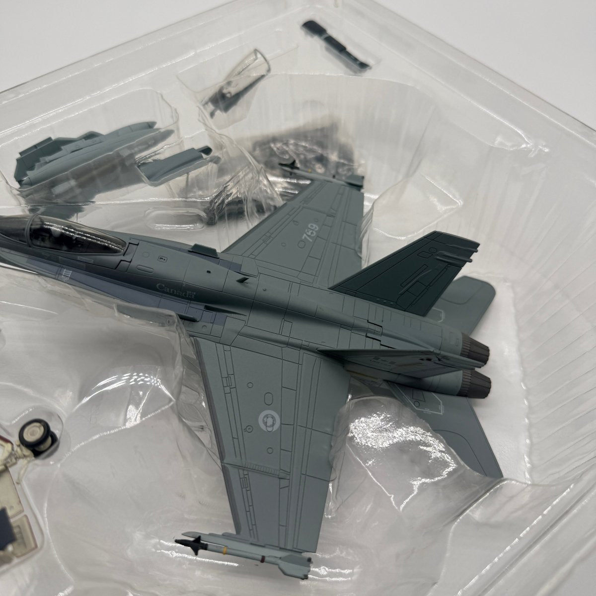 Hobby Master HA3502 1:72 CF - 18 Hornet 188769 425 Sqn No Fly Zone Libya 2011 - Hobby Master