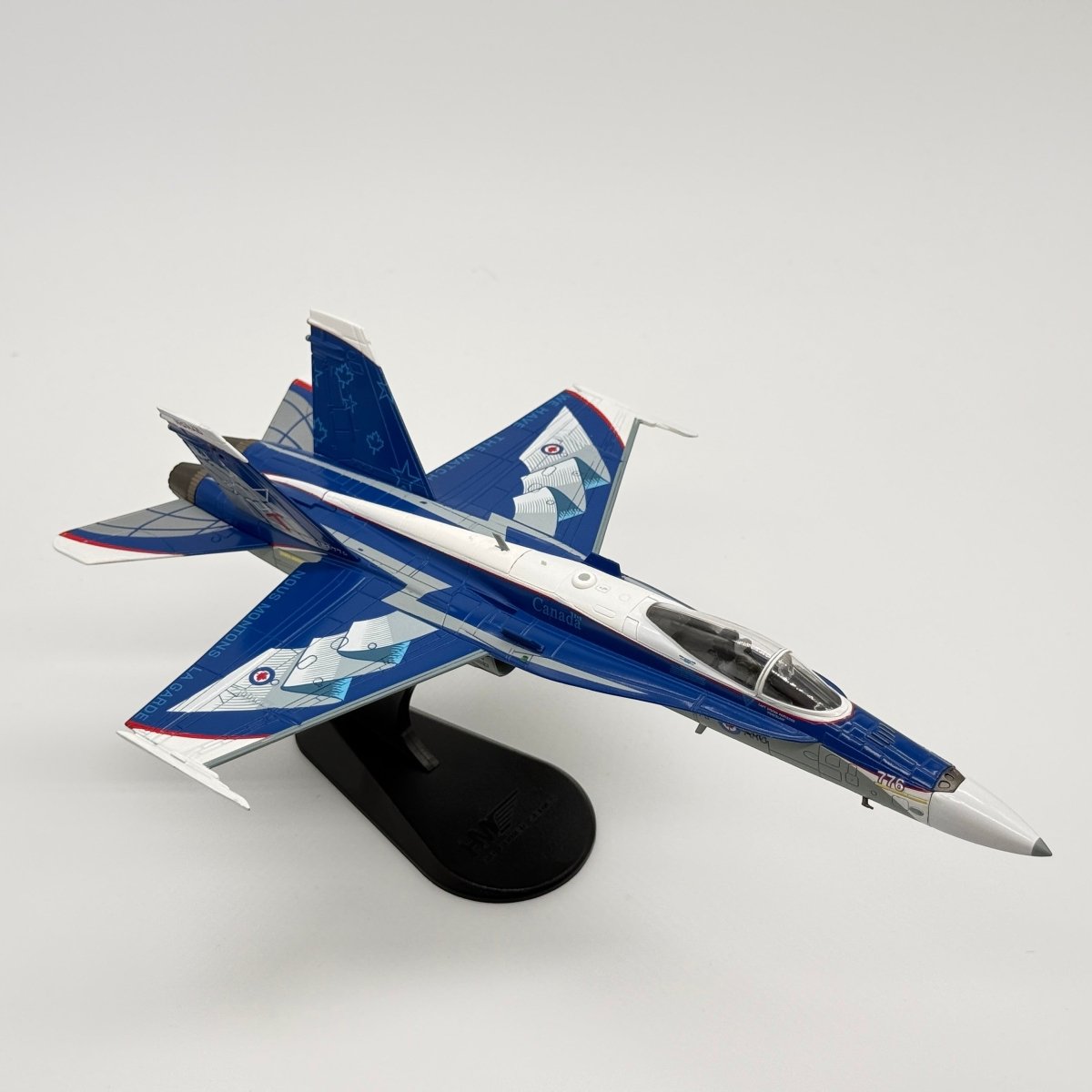 Hobby Master HA3542 1:72 CF-18 Hornet RCAF NORAD 60th Anniversary 2018 - Hobby Master