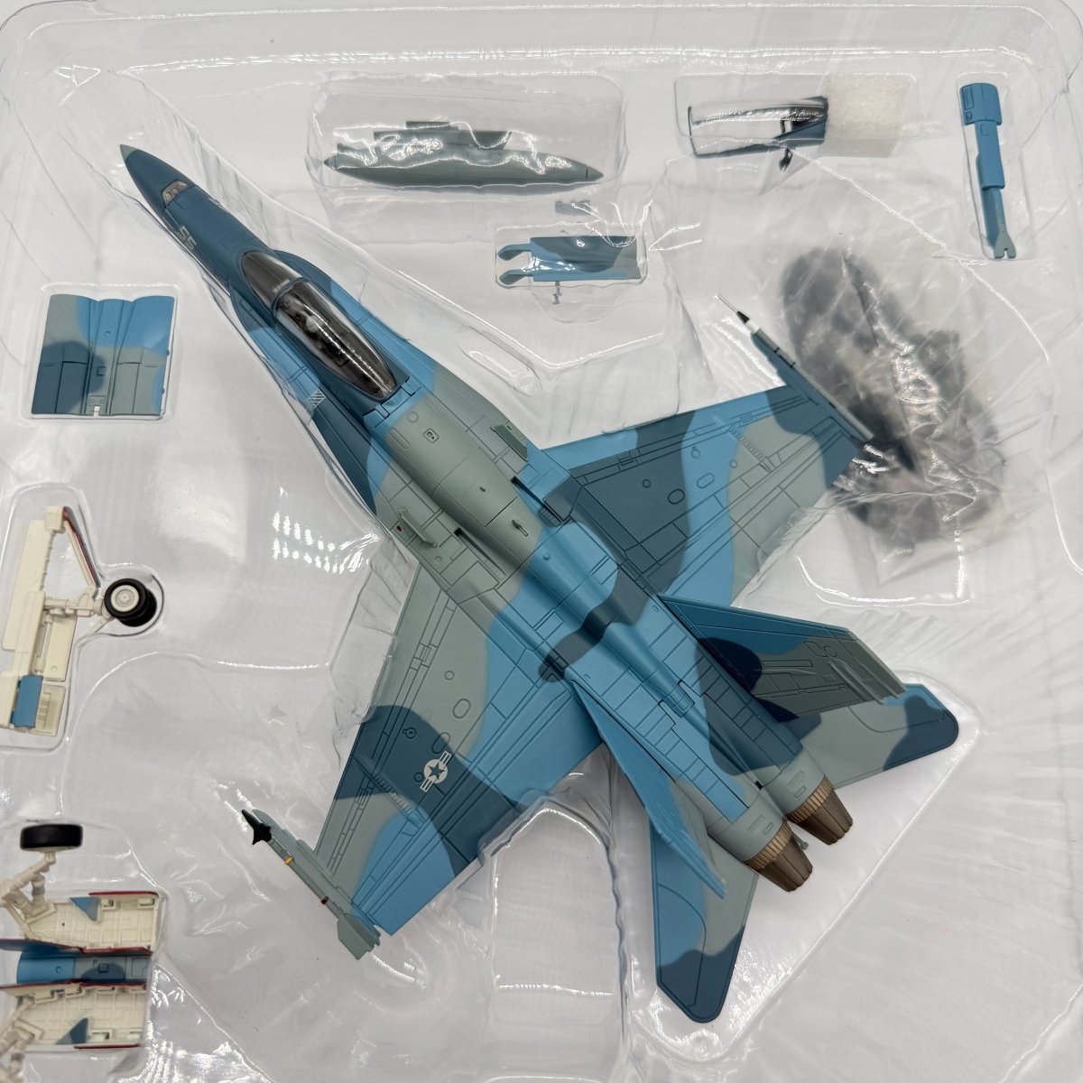 Hobby Master HA3544 1:72 F/A - 18A Hornet NSAWC 55 NAS Fallon 2004 - Hobby Master
