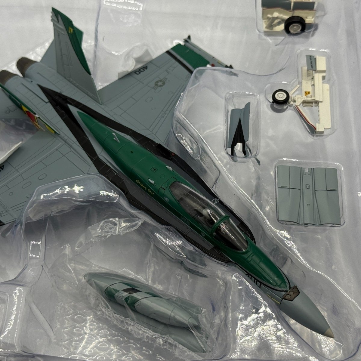 Hobby Master HA3566 1:72 F/A - 18C Hornet Strike Fighter "Chippy Ho" - Hobby Master