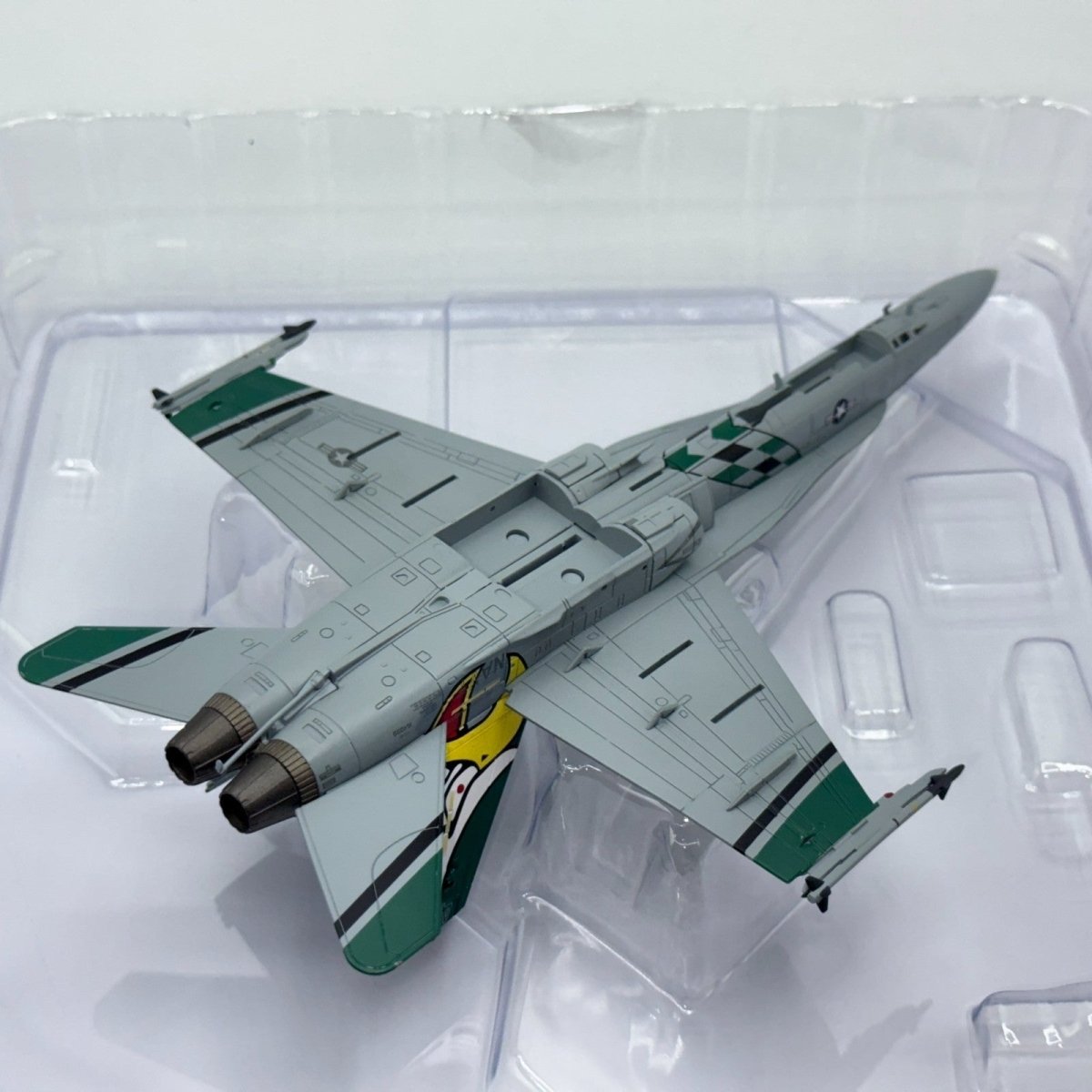 Hobby Master HA3566 1:72 F/A - 18C Hornet Strike Fighter "Chippy Ho" - Hobby Master