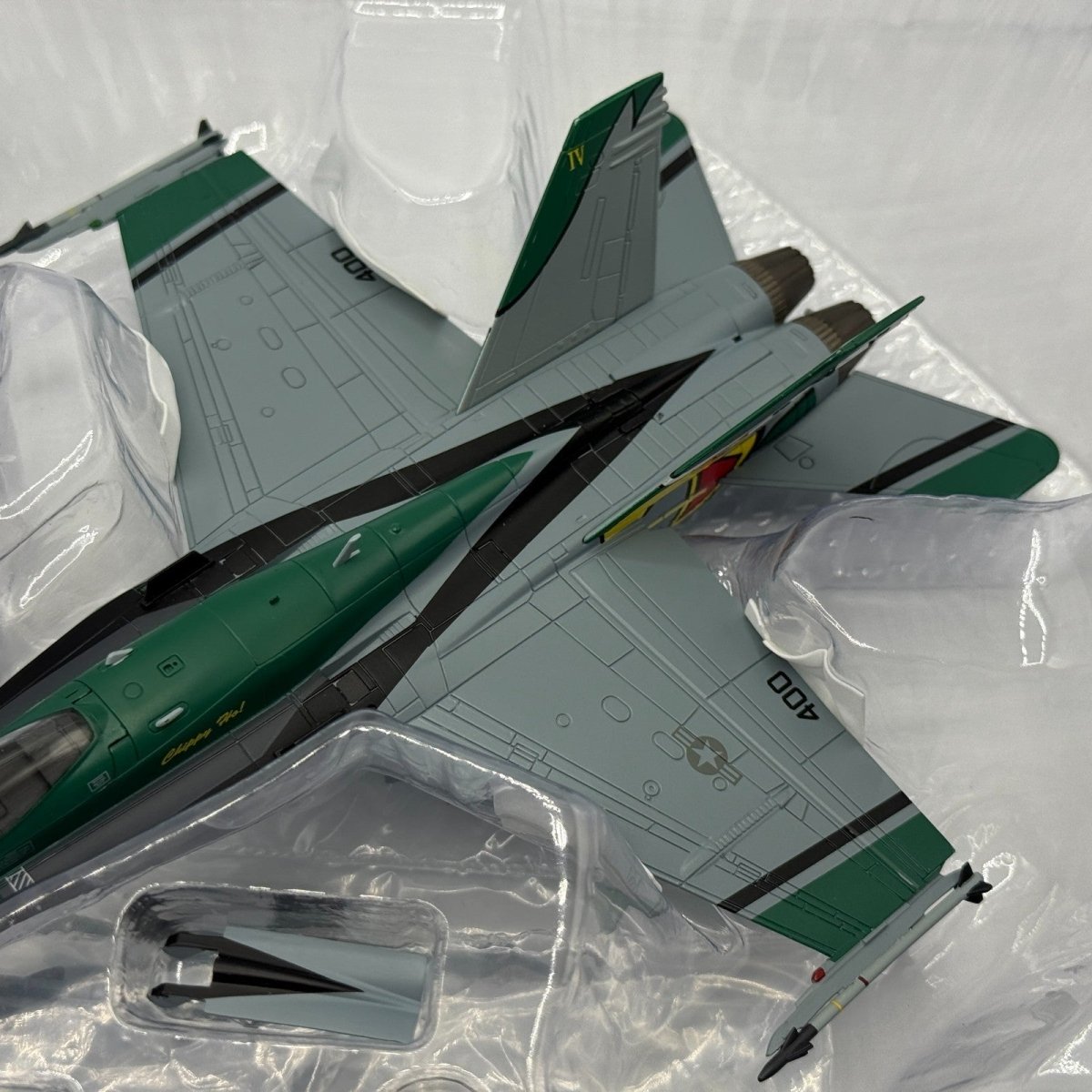 Hobby Master HA3566 1:72 F/A - 18C Hornet Strike Fighter "Chippy Ho" - Hobby Master